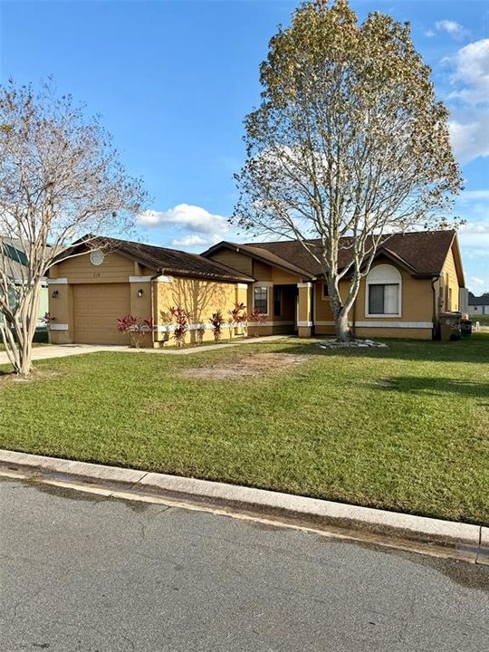 En Venta: $324,900 (3 camas, 2 baños, 1326 Pies cuadrados)