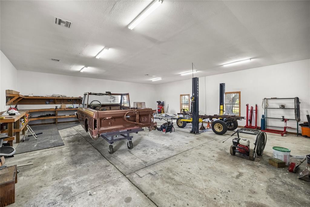 待售: $1,250,000 (3 贝兹, 2 浴室, 2161 平方英尺)