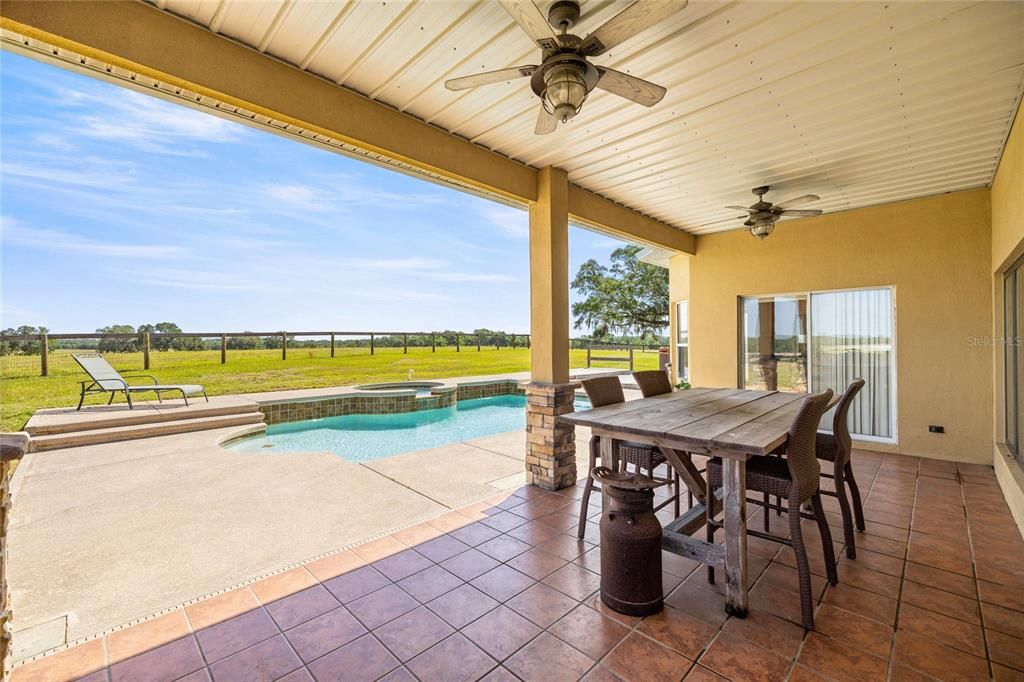 待售: $1,250,000 (3 贝兹, 2 浴室, 2161 平方英尺)