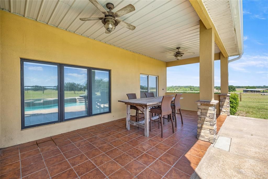 待售: $1,250,000 (3 贝兹, 2 浴室, 2161 平方英尺)