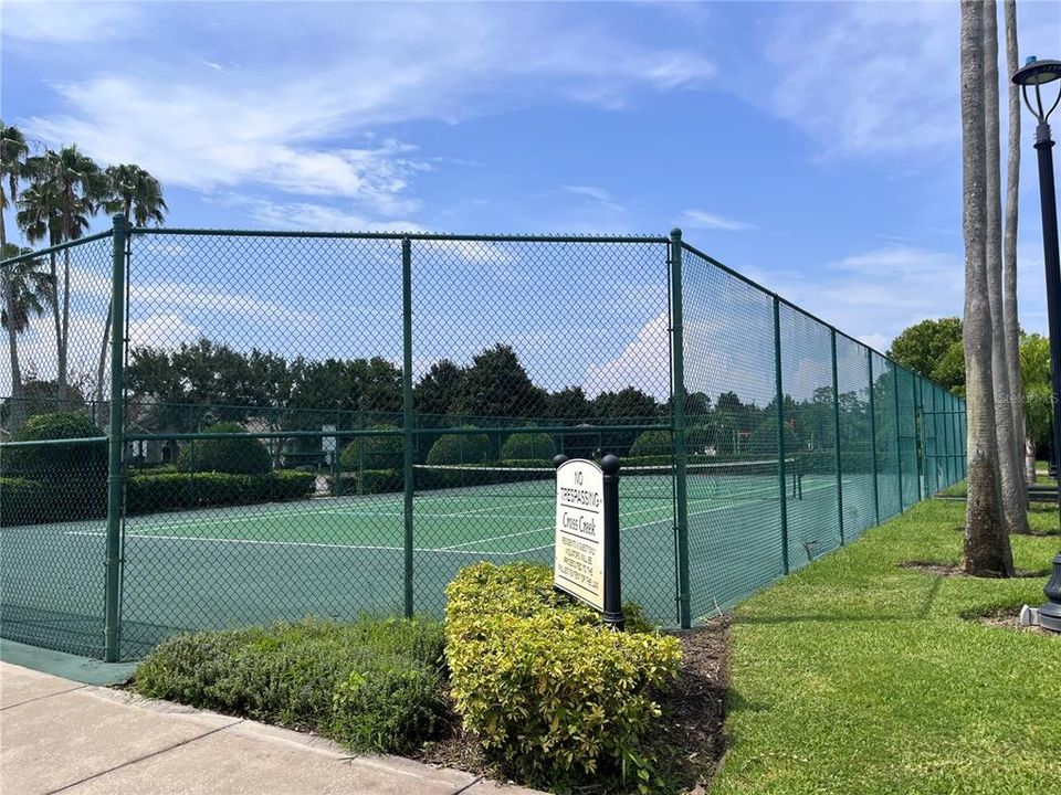 В аренду: $2,750 (4 спален, 2 ванн, 1974 Квадратных фут)