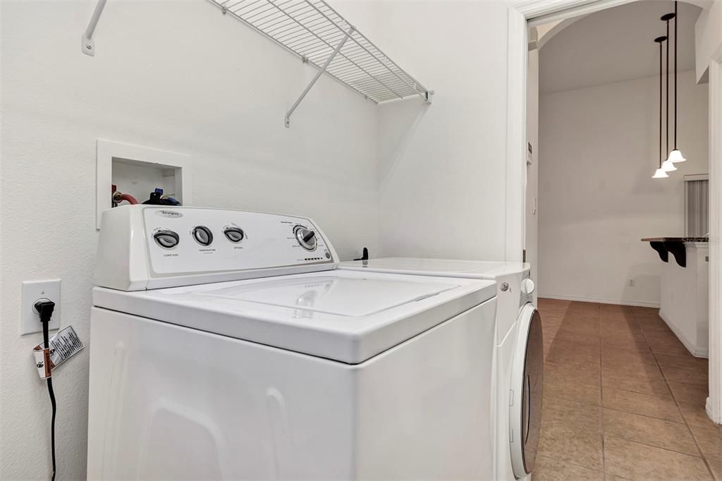 待售: $340,000 (2 贝兹, 2 浴室, 1709 平方英尺)