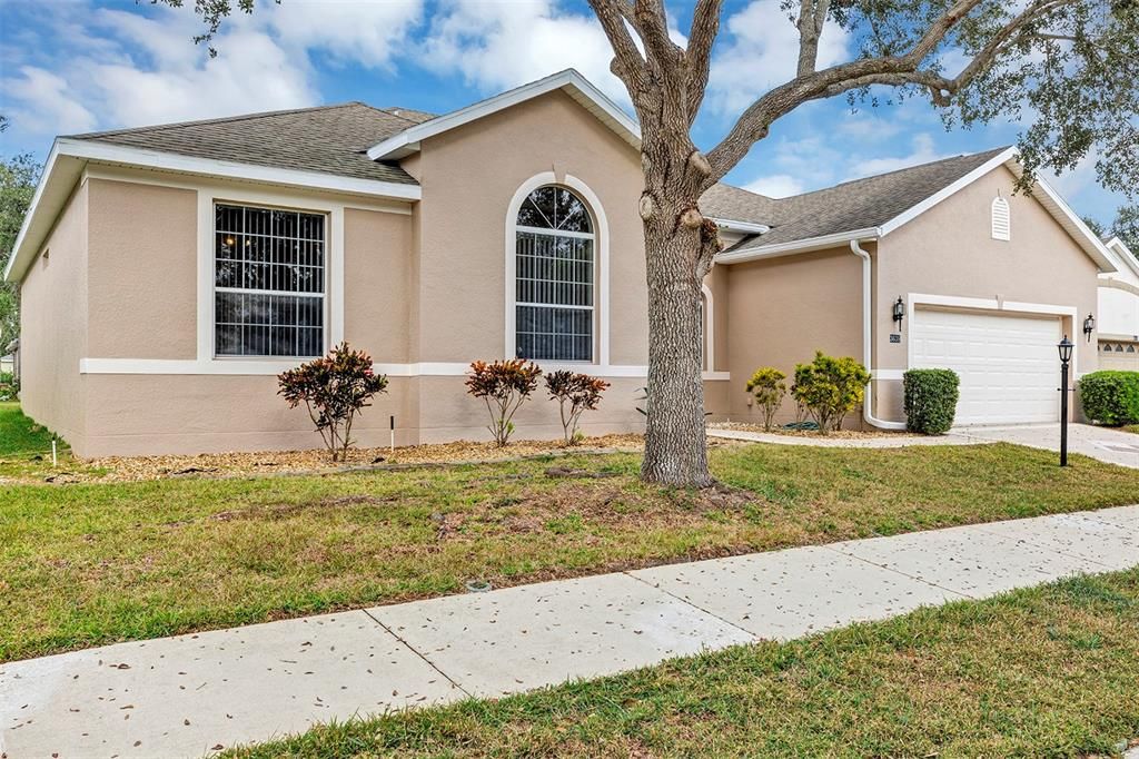 待售: $340,000 (2 贝兹, 2 浴室, 1709 平方英尺)