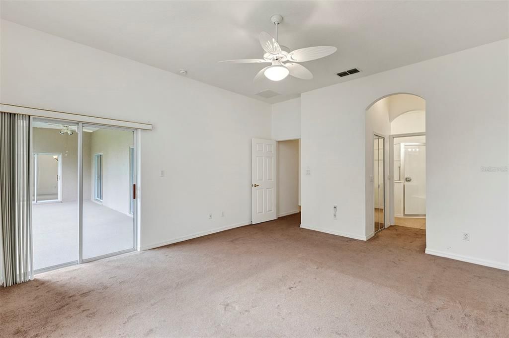 待售: $340,000 (2 贝兹, 2 浴室, 1709 平方英尺)