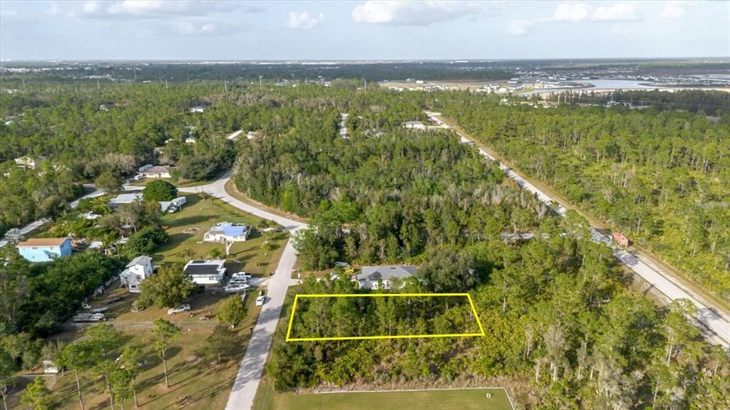 待售: $24,900 (0.19 acres)