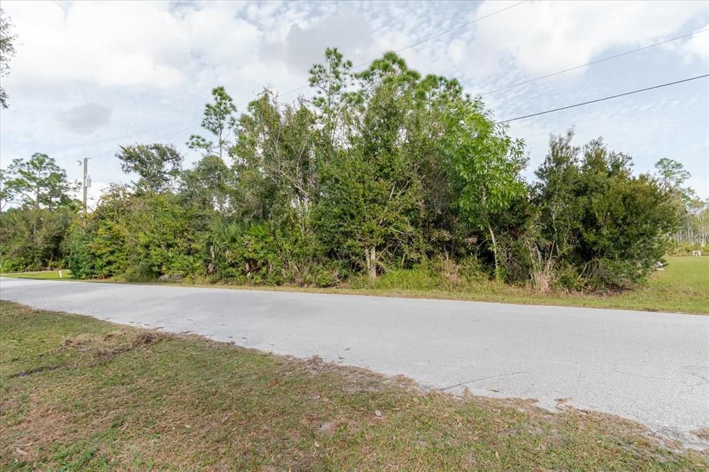 待售: $24,900 (0.19 acres)