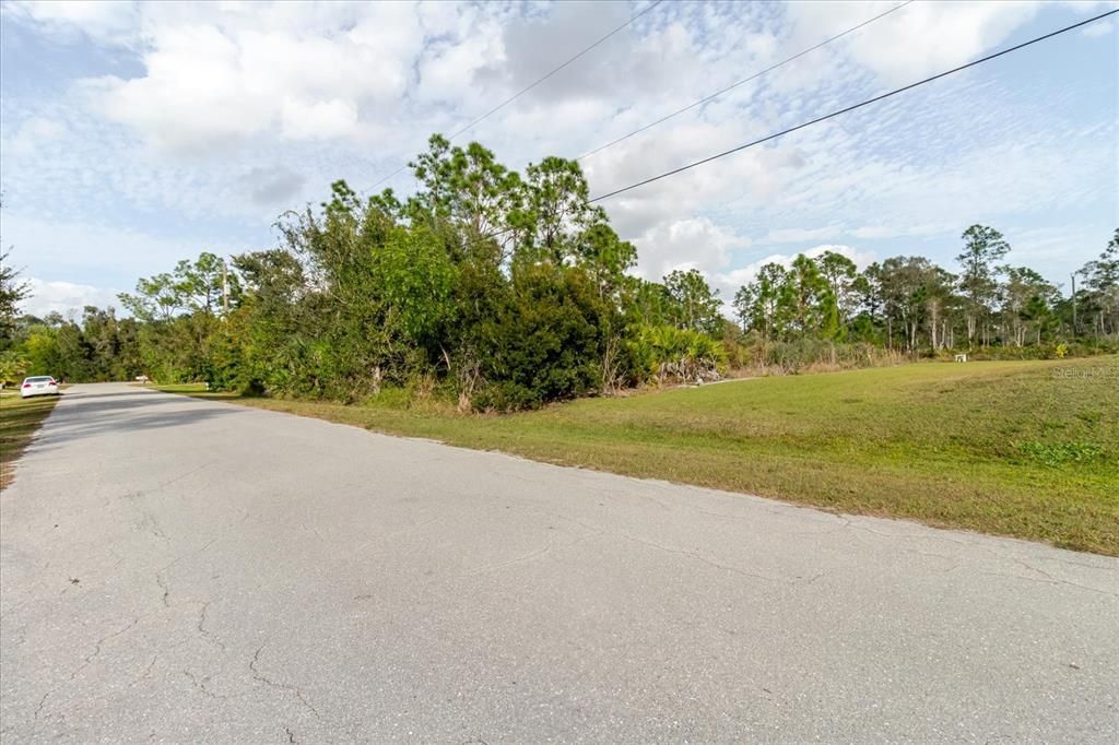 待售: $24,900 (0.19 acres)