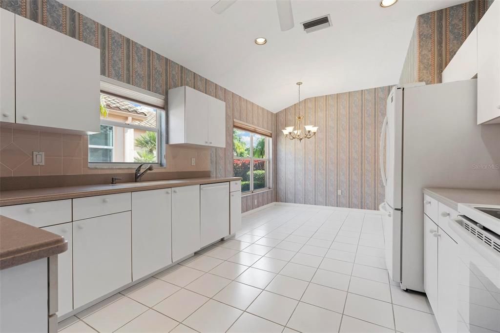 For Rent: $3,000 (2 beds, 2 baths, 1949 Square Feet)