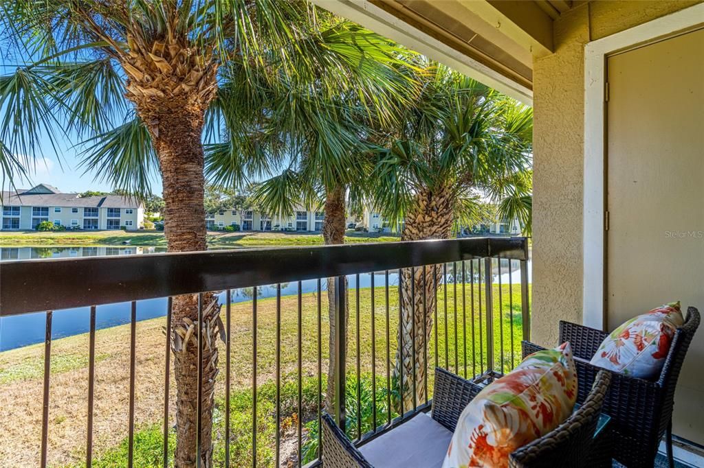 For Sale: $150,000 (1 beds, 1 baths, 572 Square Feet)