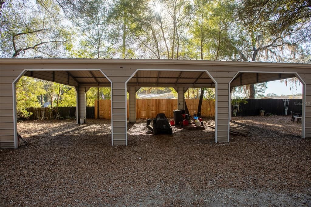 En Venta: $265,000 (3 camas, 2 baños, 1956 Pies cuadrados)