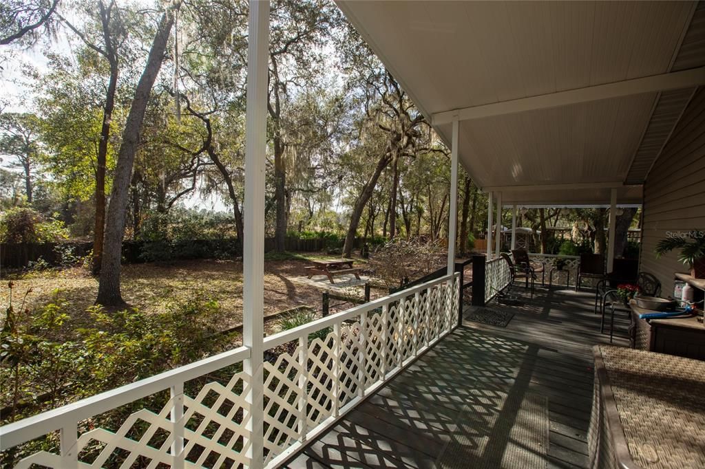 En Venta: $265,000 (3 camas, 2 baños, 1956 Pies cuadrados)