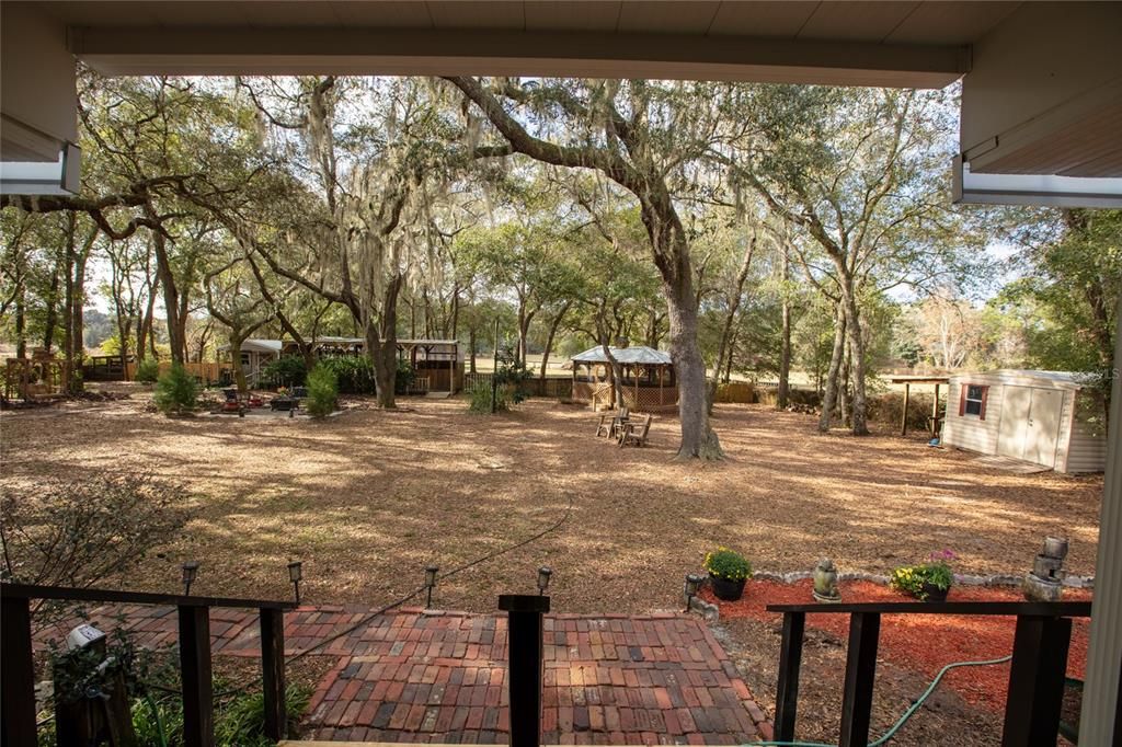 En Venta: $265,000 (3 camas, 2 baños, 1956 Pies cuadrados)