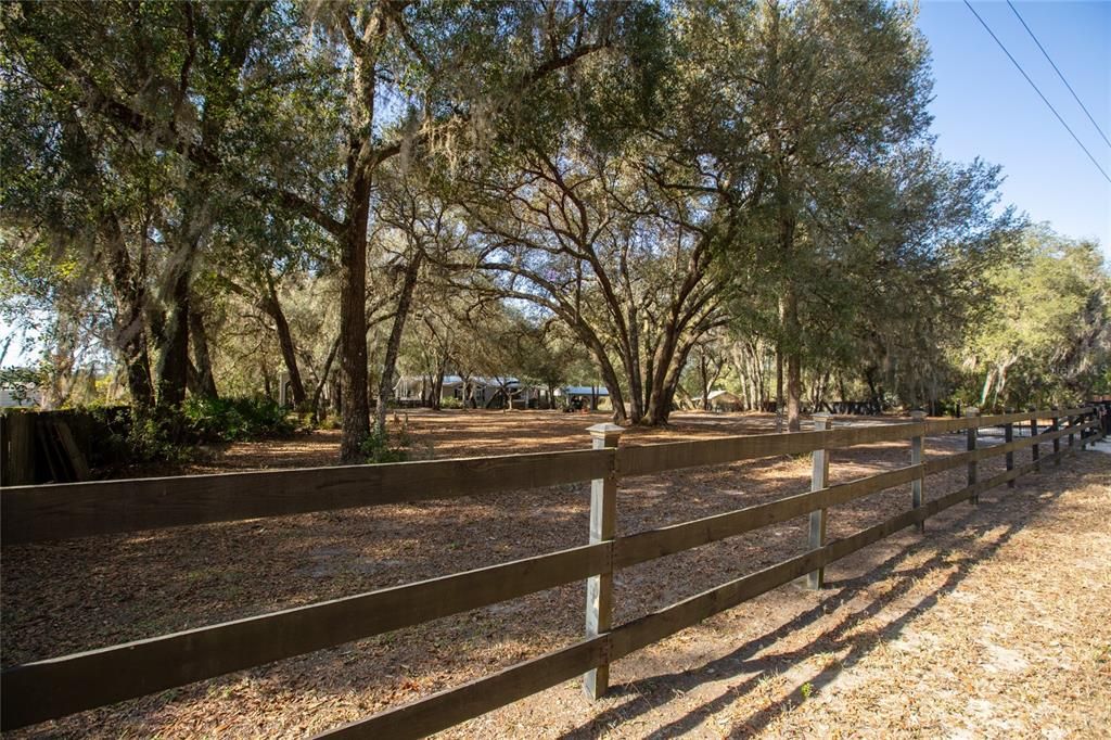 En Venta: $265,000 (3 camas, 2 baños, 1956 Pies cuadrados)