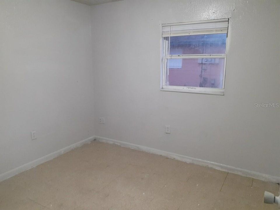 For Rent: $650 (2 beds, 1 baths, 672 Square Feet)