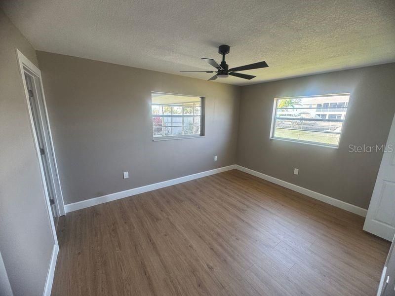 For Rent: $2,395 (3 beds, 2 baths, 1000 Square Feet)