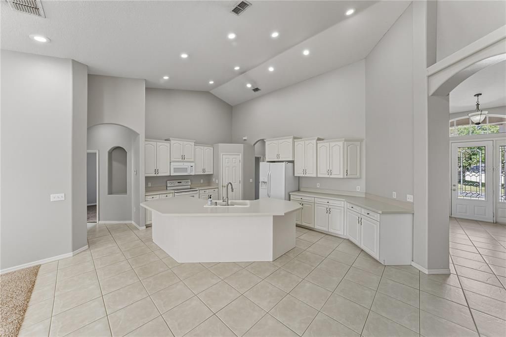 For Sale: $495,000 (4 beds, 2 baths, 2701 Square Feet)