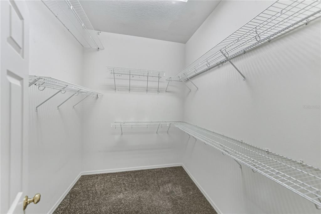 For Sale: $495,000 (4 beds, 2 baths, 2701 Square Feet)