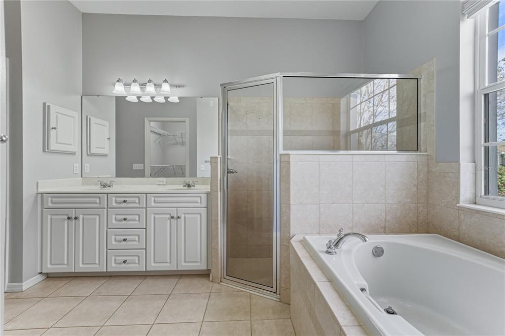 For Sale: $495,000 (4 beds, 2 baths, 2701 Square Feet)