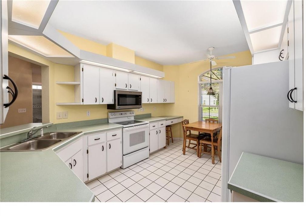 En Renta: $1,600 (2 camas, 2 baños, 1218 Pies cuadrados)