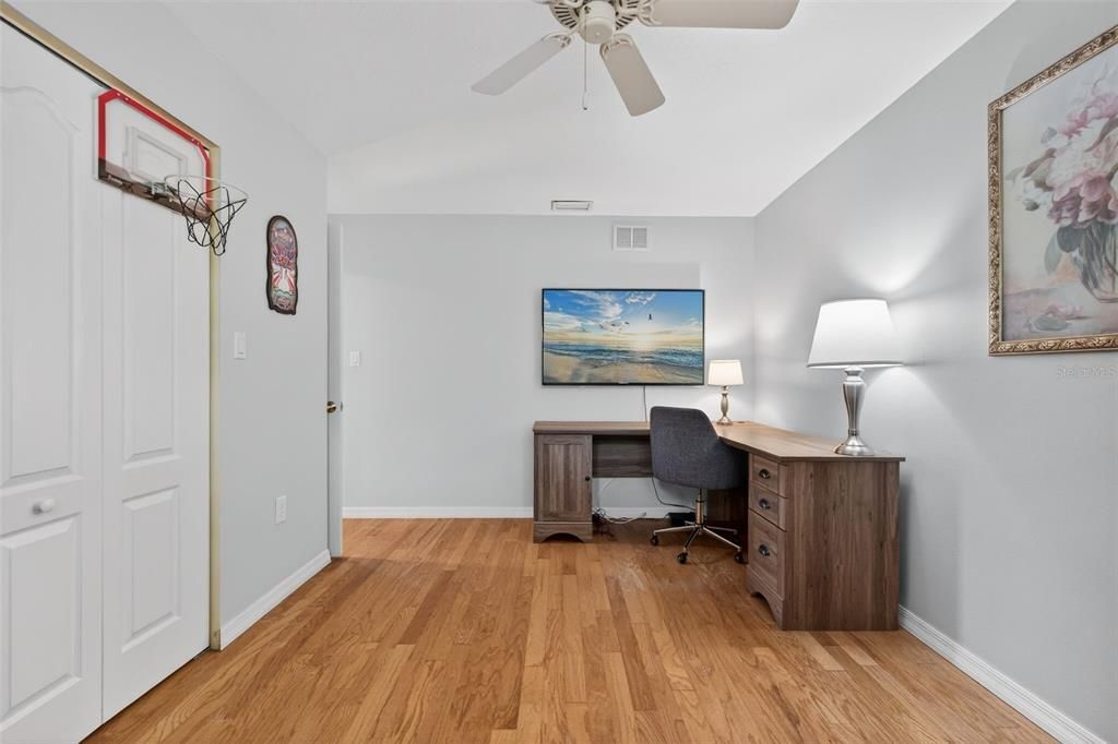 待售: $700,000 (3 贝兹, 2 浴室, 2187 平方英尺)