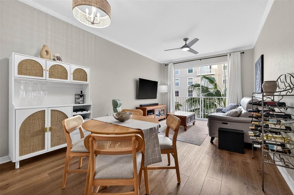 En Venta: $515,000 (2 camas, 2 baños, 1009 Pies cuadrados)