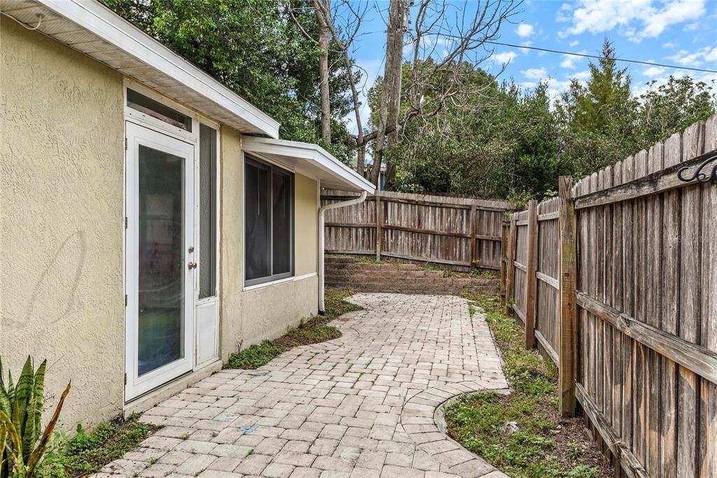 В аренду: $2,000 (3 спален, 2 ванн, 1344 Квадратных фут)