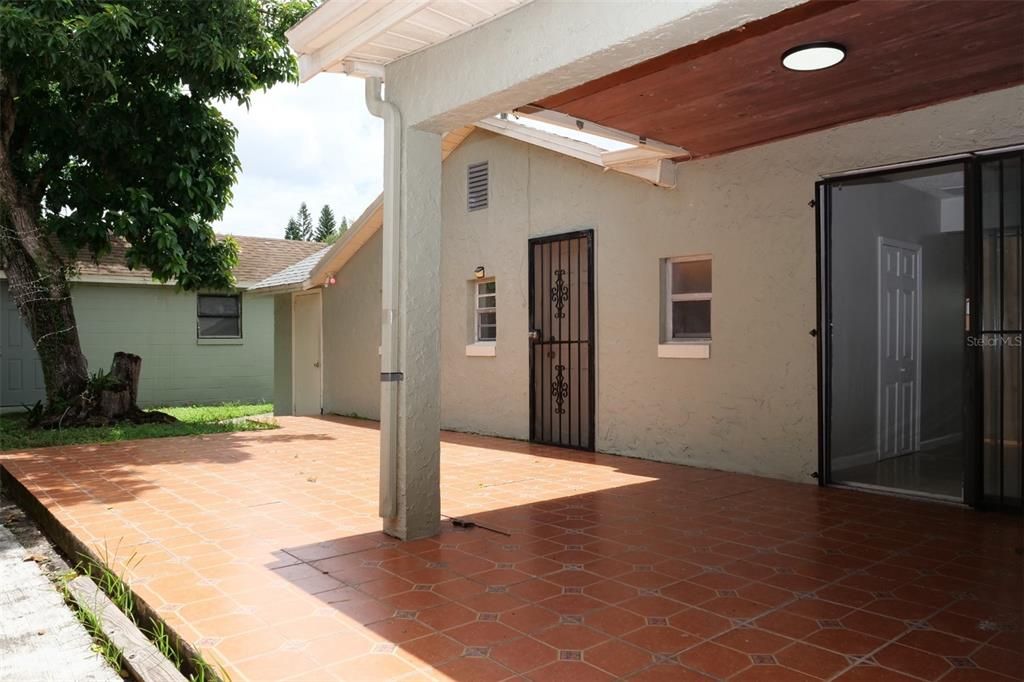 出租: $1,650 (4 贝兹, 2 浴室, 1675 平方英尺)