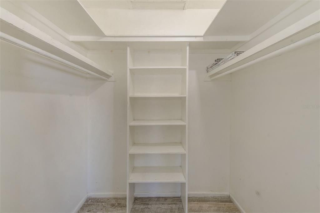 For Sale: $419,000 (4 beds, 2 baths, 1504 Square Feet)