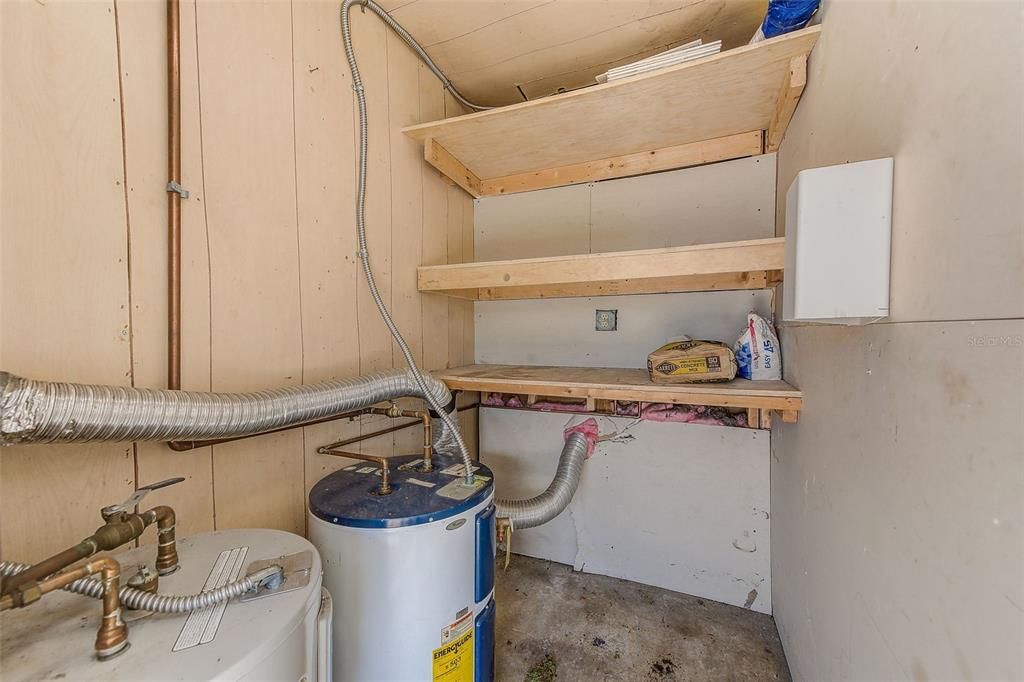 For Sale: $419,000 (4 beds, 2 baths, 1504 Square Feet)