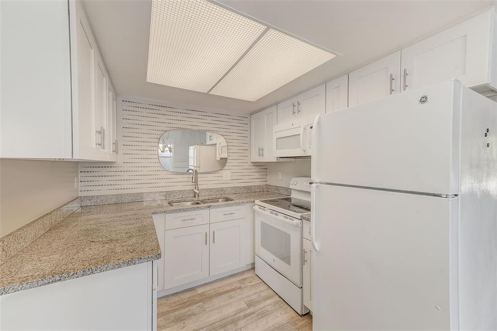 For Sale: $419,000 (4 beds, 2 baths, 1504 Square Feet)