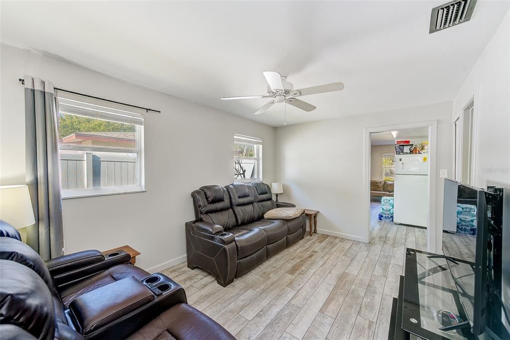 For Sale: $419,000 (4 beds, 2 baths, 1504 Square Feet)