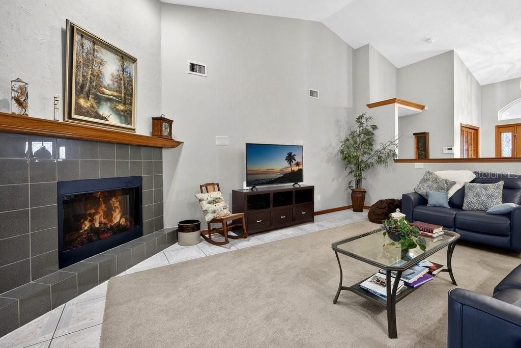 For Sale: $539,000 (3 beds, 2 baths, 2562 Square Feet)