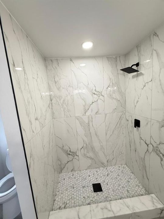 待售: $460,000 (4 贝兹, 2 浴室, 2068 平方英尺)