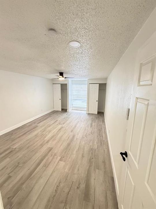 待售: $460,000 (4 贝兹, 2 浴室, 2068 平方英尺)