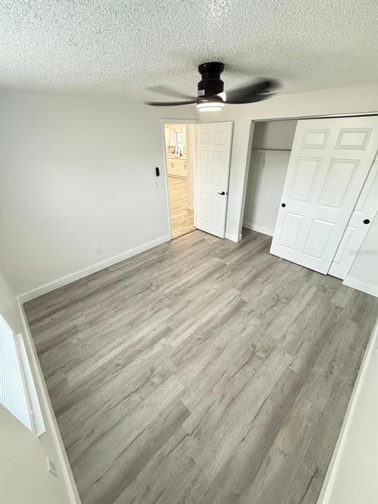 待售: $460,000 (4 贝兹, 2 浴室, 2068 平方英尺)