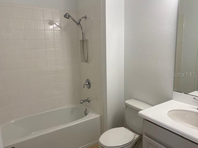 В аренду: $2,600 (4 спален, 3 ванн, 2399 Квадратных фут)