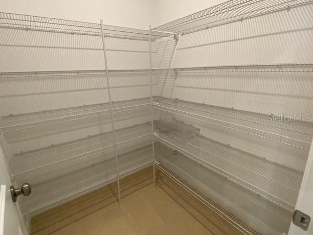 В аренду: $2,600 (4 спален, 3 ванн, 2399 Квадратных фут)