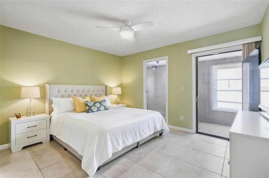 En Venta: $260,000 (2 camas, 2 baños, 1482 Pies cuadrados)