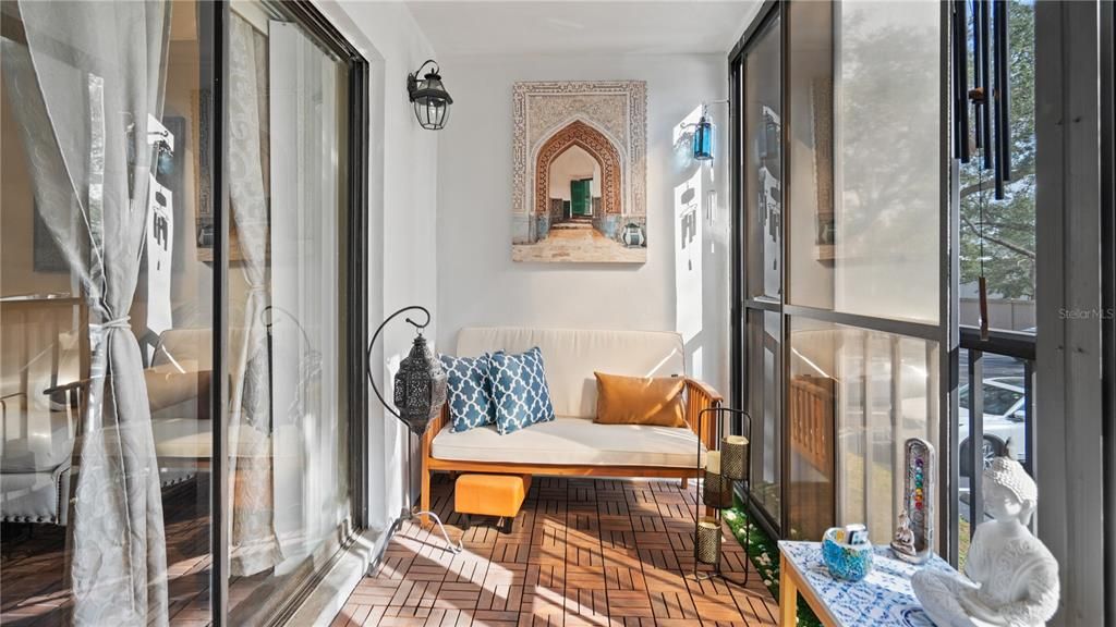 For Sale: $239,900 (2 beds, 2 baths, 1069 Square Feet)