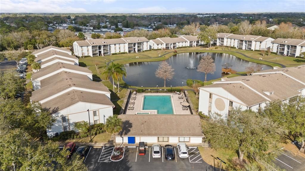 For Sale: $239,900 (2 beds, 2 baths, 1069 Square Feet)