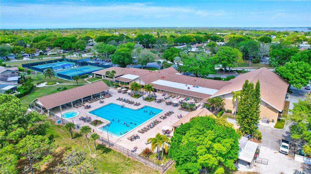 待售: $340,000 (2 贝兹, 2 浴室, 1220 平方英尺)