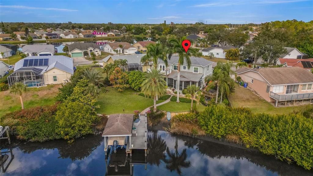 En Venta: $999,900 (3 camas, 3 baños, 2404 Pies cuadrados)