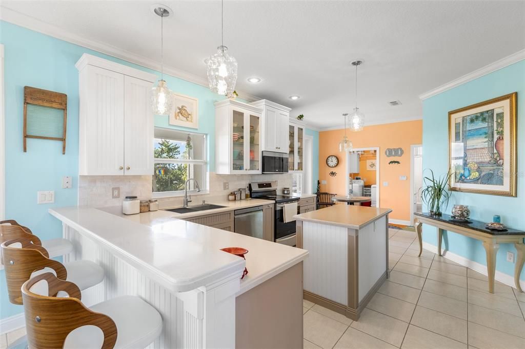 En Venta: $999,900 (3 camas, 3 baños, 2404 Pies cuadrados)