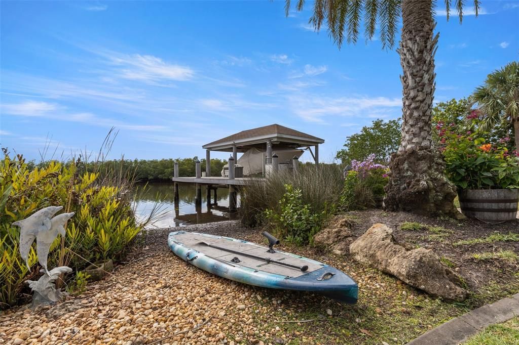 En Venta: $999,900 (3 camas, 3 baños, 2404 Pies cuadrados)