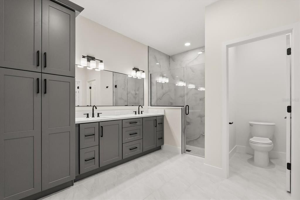 En Venta: $399,500 (3 camas, 2 baños, 1570 Pies cuadrados)