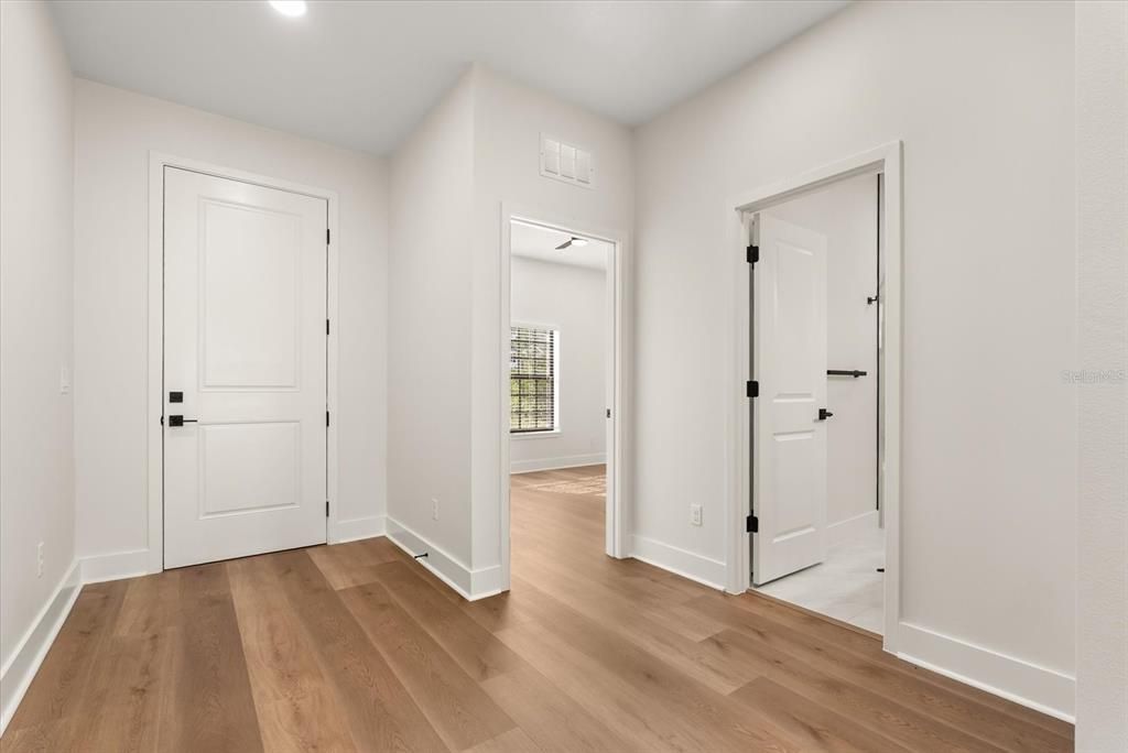 En Venta: $399,500 (3 camas, 2 baños, 1570 Pies cuadrados)