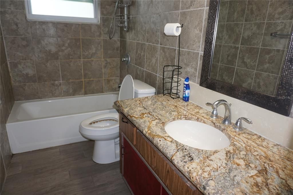 En Venta: $309,900 (3 camas, 1 baños, 1172 Pies cuadrados)