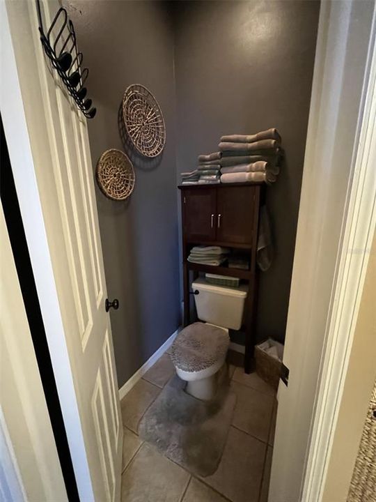 For Sale: $565,000 (4 beds, 3 baths, 2275 Square Feet)