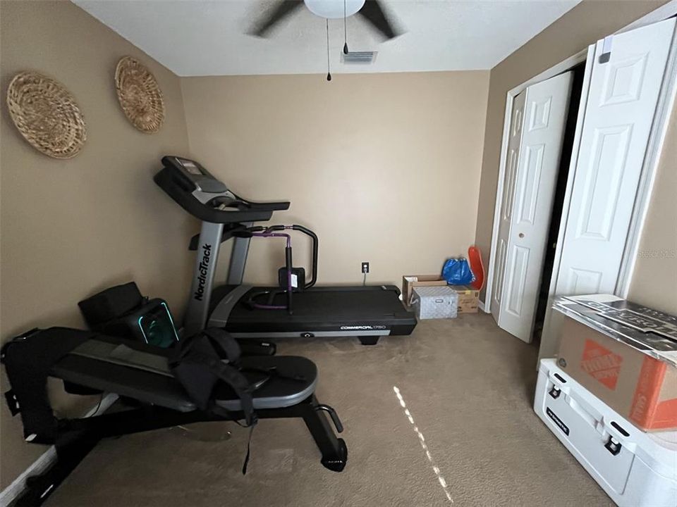 For Sale: $565,000 (4 beds, 3 baths, 2275 Square Feet)