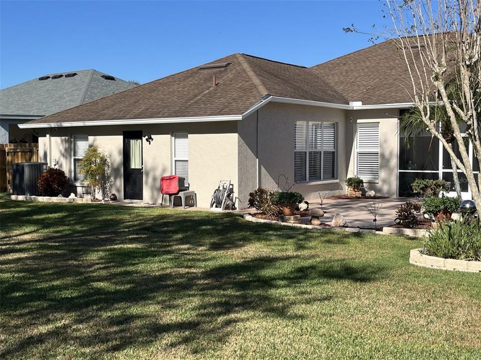 For Sale: $565,000 (4 beds, 3 baths, 2275 Square Feet)